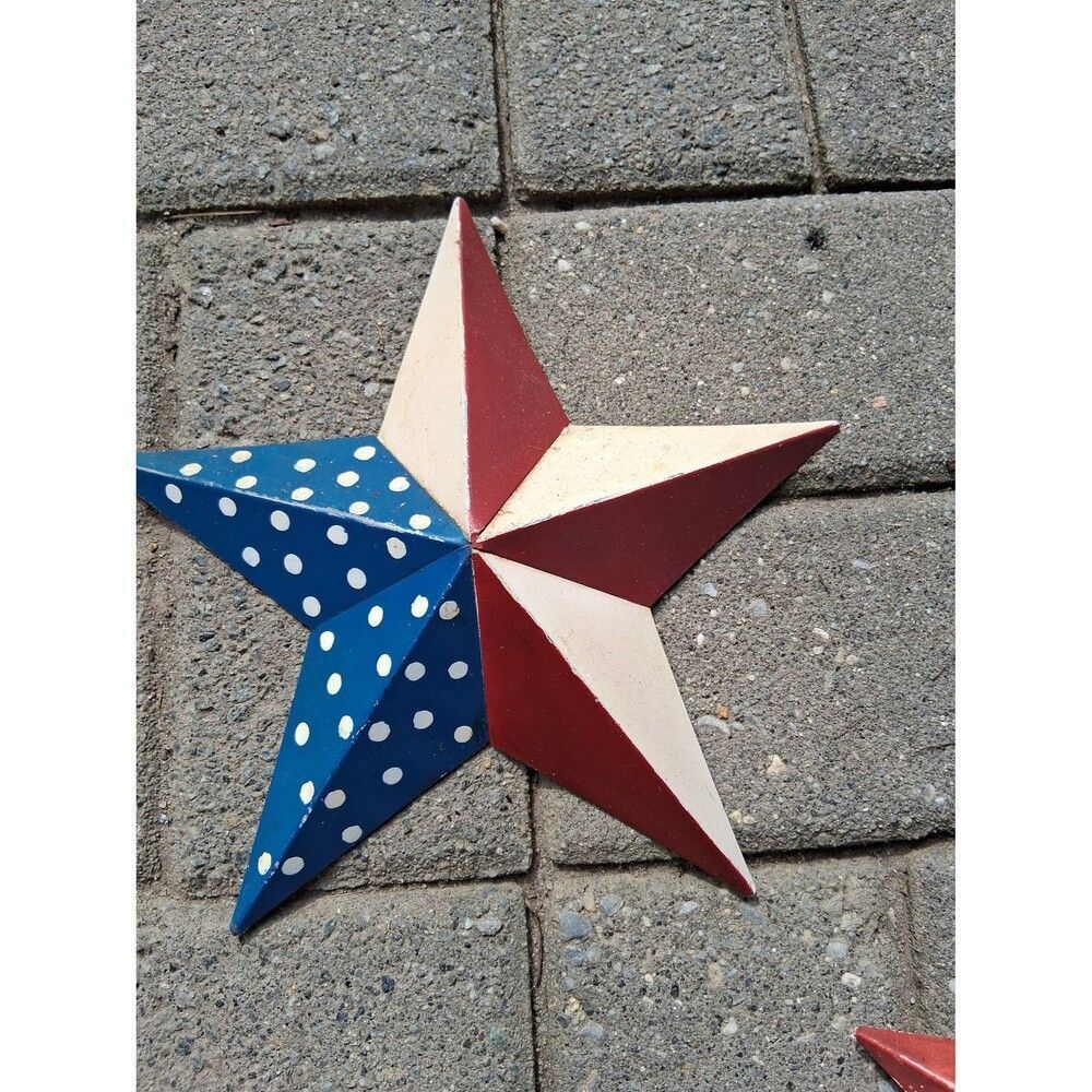 Set of 4 Metal Stars America Flag Americana Red White Blue - Picture 7 of 8